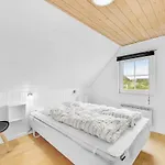 Lovely Home In Ringkobing With Sauna Ringkøbing